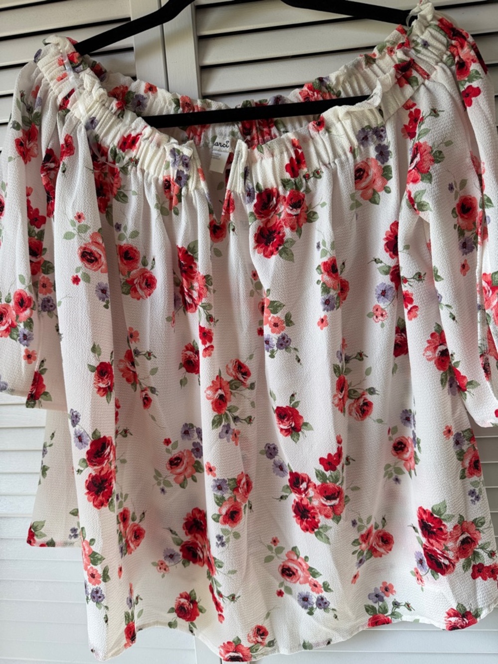 White Floral Off-Shoulder Blouse with Red Rose Print - Picture 2 of 4